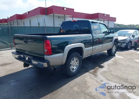 2004 Chevrolet Silverado 1500 Z71 z USA, uszkodzony, nr VIN 1GCEK19TX4Z225210